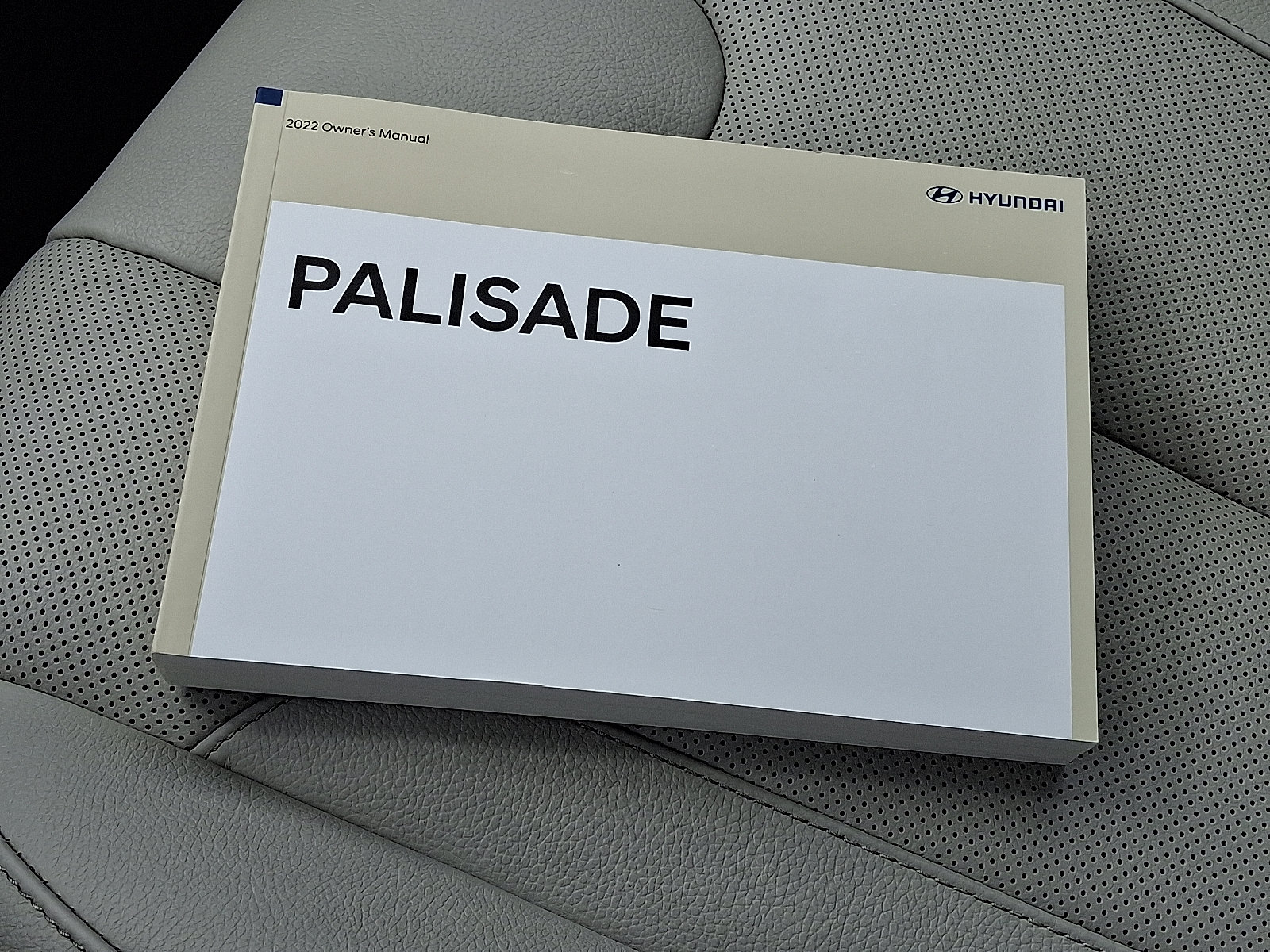 Used 2022 Hyundai Palisade SEL w/ 8P Bench Seat Package AWD/4WD image 26