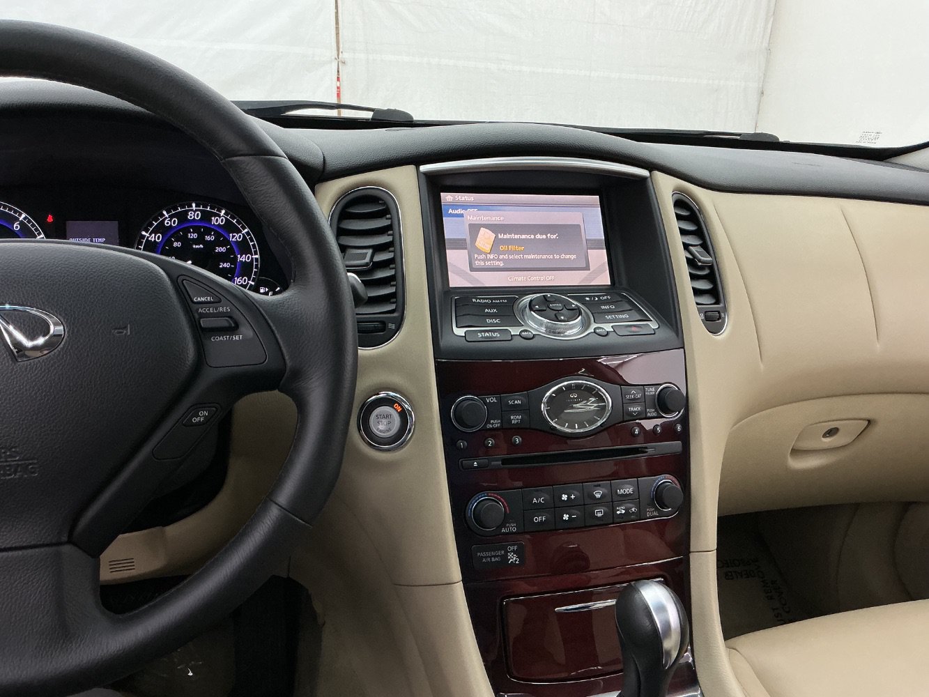 Used 2016 INFINITI QX50 AWD w/ Premium Package image 34