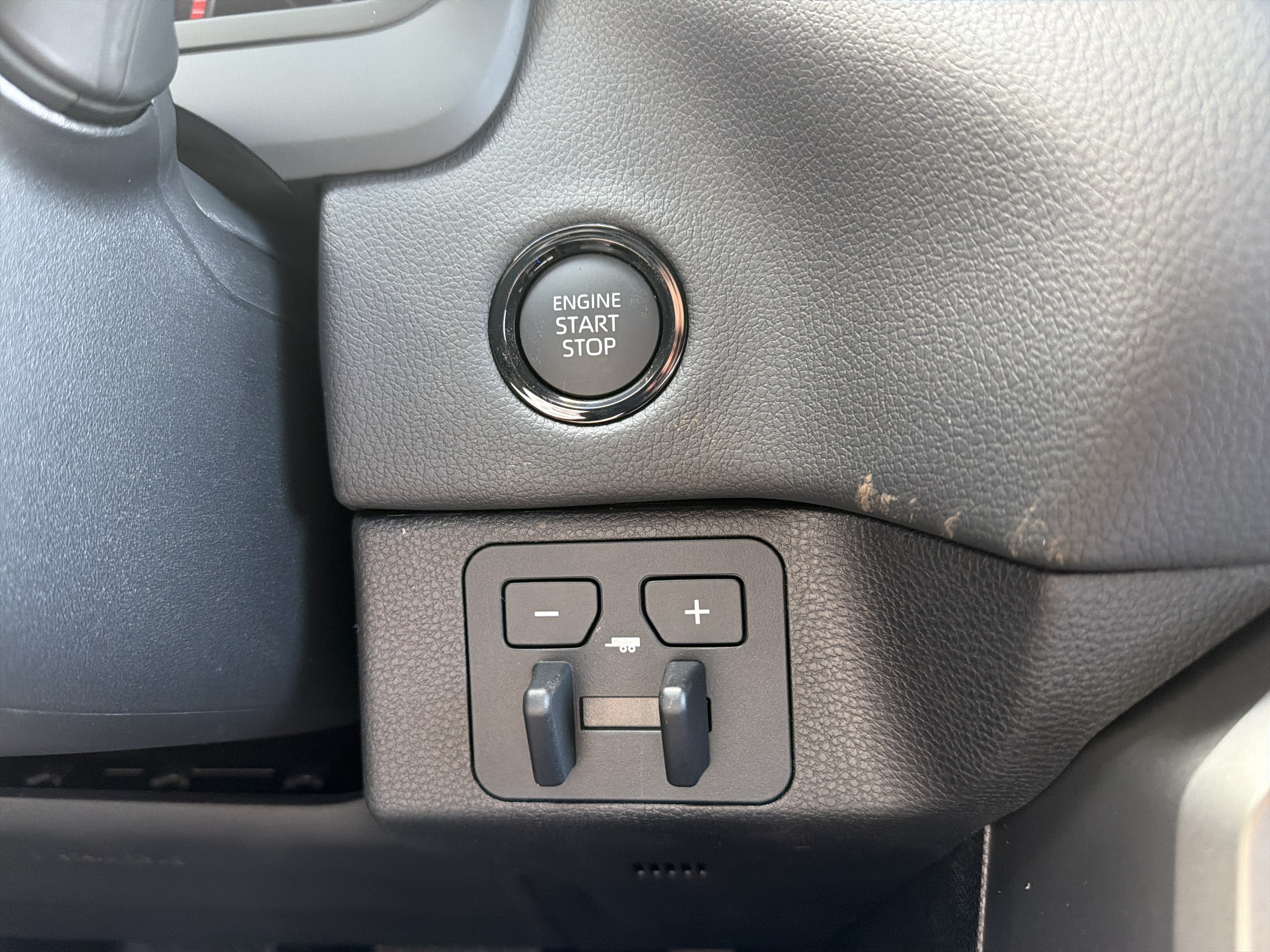 New 2026 Toyota Tundra Limited AWD/4WD image 28
