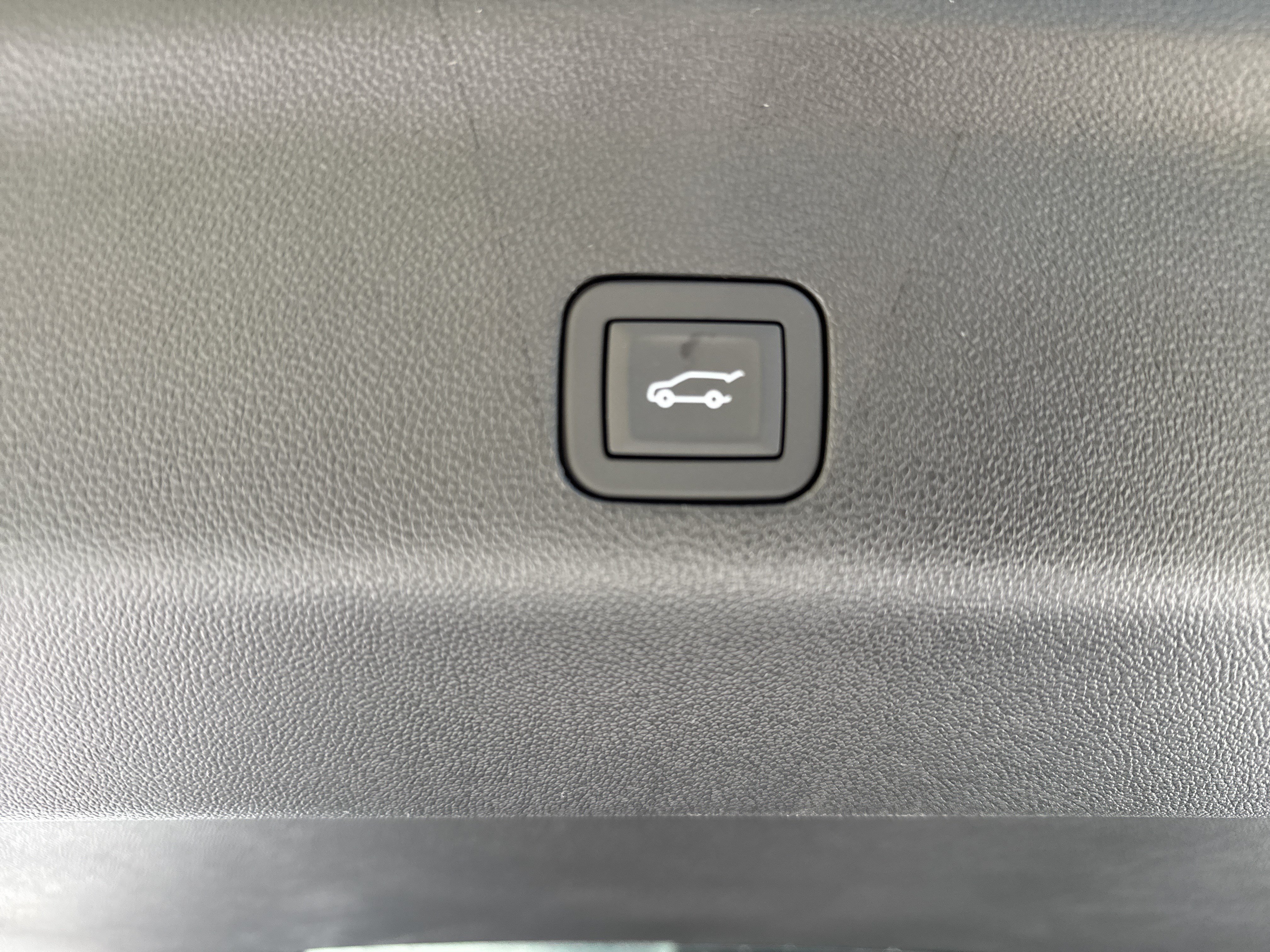 New 2026 GMC Yukon XL Denali w/ Sun & Power Step Package AWD/4WD image 37