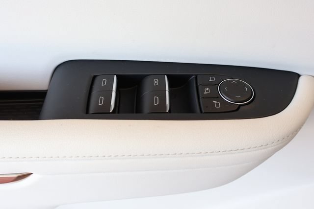 New 2026 Buick Enclave Avenir w/ Super Cruise Package AWD/4WD image 13