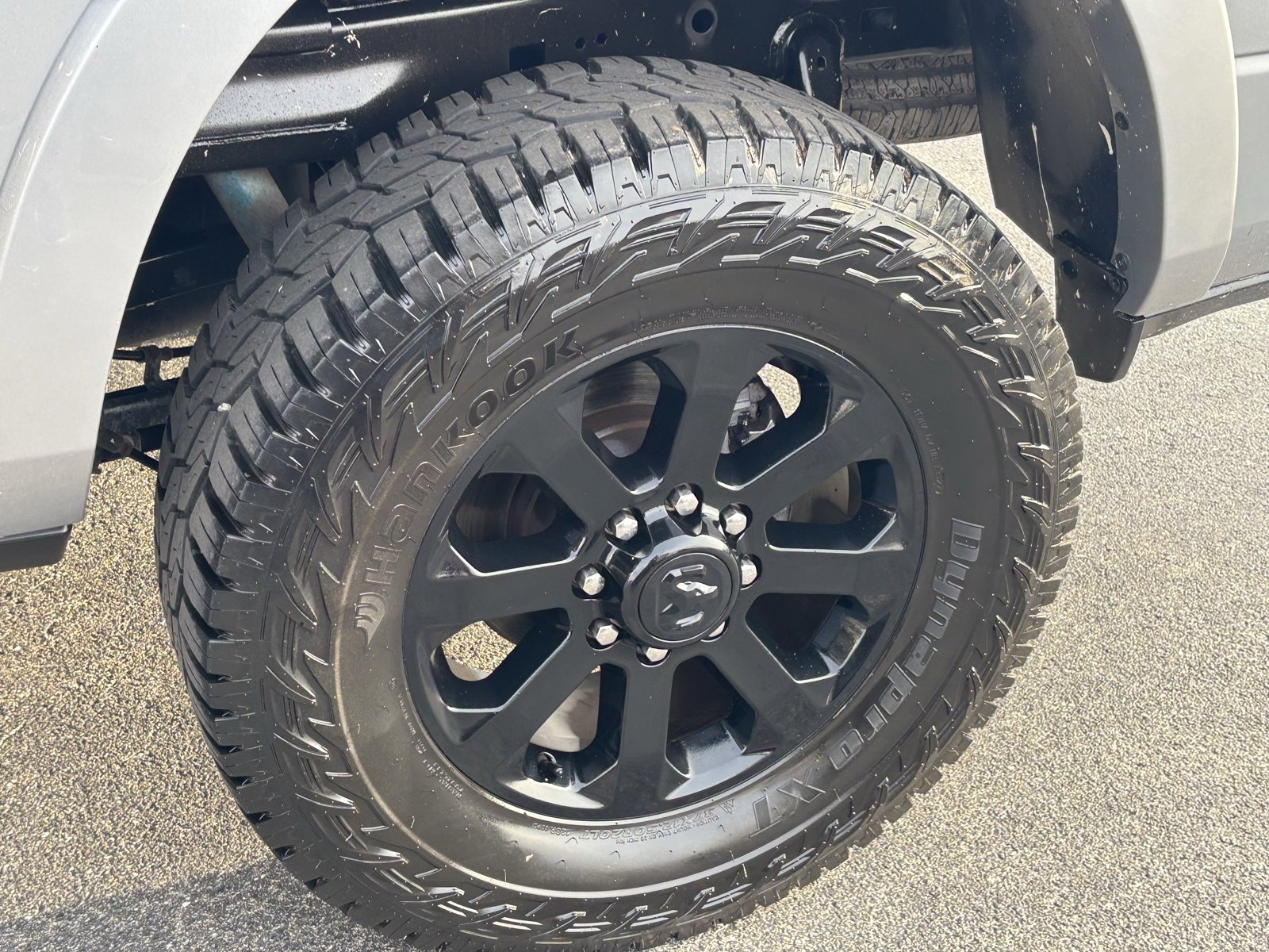 Used 2020 RAM 2500 Laramie w/ Night Edition image 15