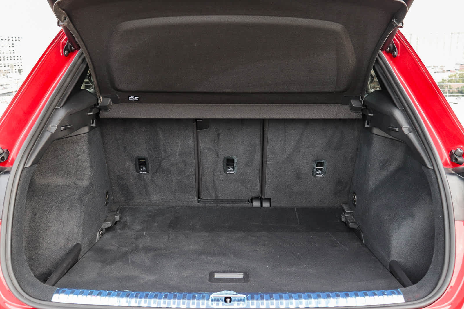 Used 2023 Audi Q3 2.0T Premium w/ 19" Wheel Package image 40