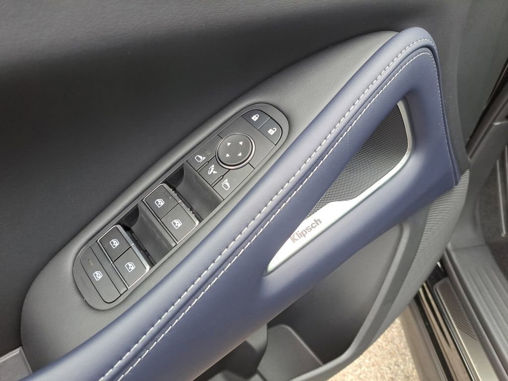 New 2026 INFINITI QX60 Sport w/ Dark Cargo Package image 16