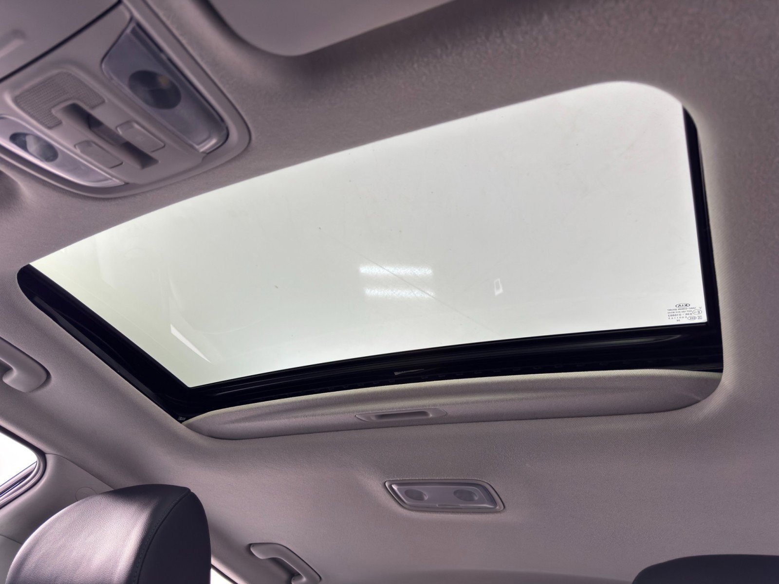 Used 2019 Kia Niro EX Premium image 11