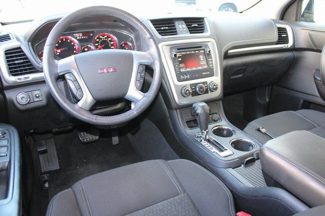 Used 2015 GMC Acadia SLE image 4
