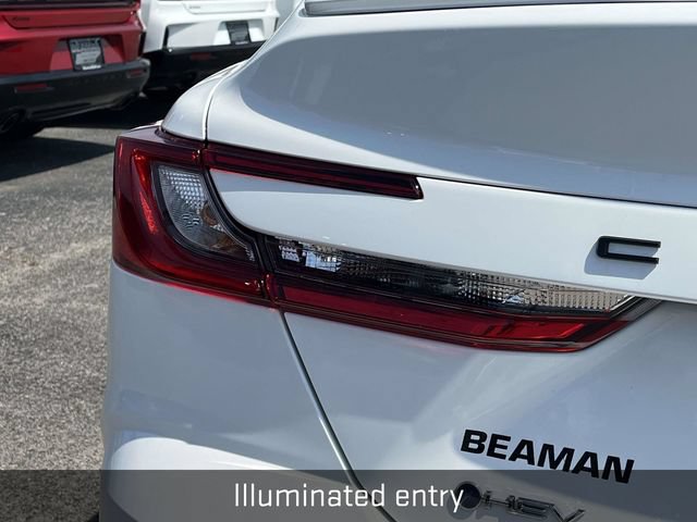 Used 2025 Toyota Camry SE FWD image 10