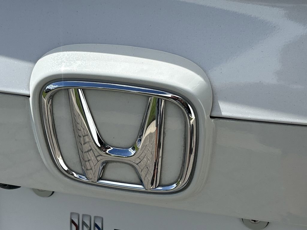 Used 2021 Honda Accord EX-L image 10