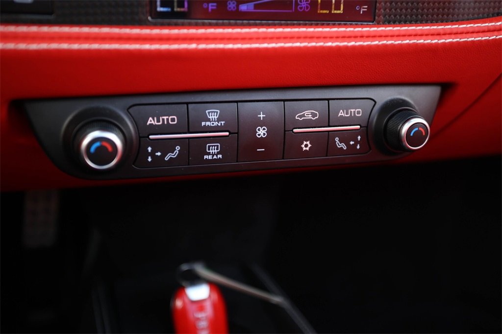 Certified 2021 Ferrari F8 Tributo image 38
