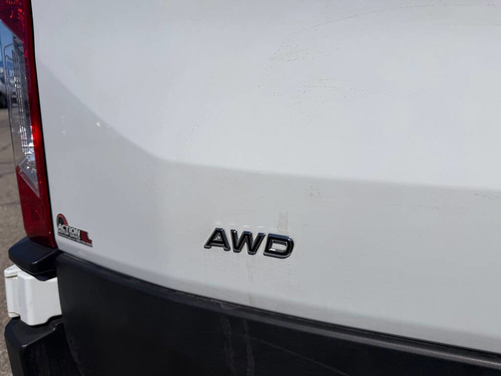 Used 2024 Ford Transit 250 Low Roof AWD w/ Exterior Upgrade Package image 32