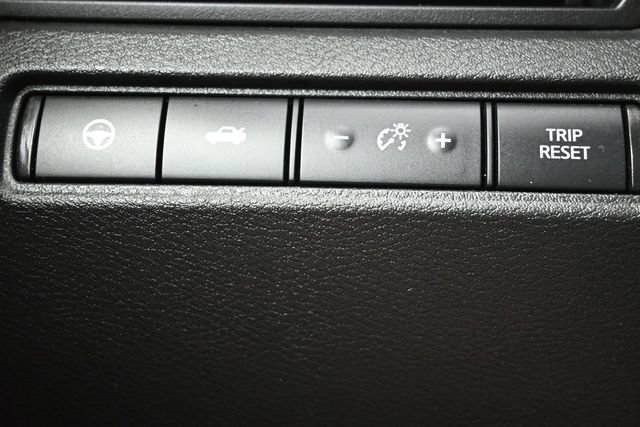 Used 2023 Nissan Altima 2.0 SR FWD image 30