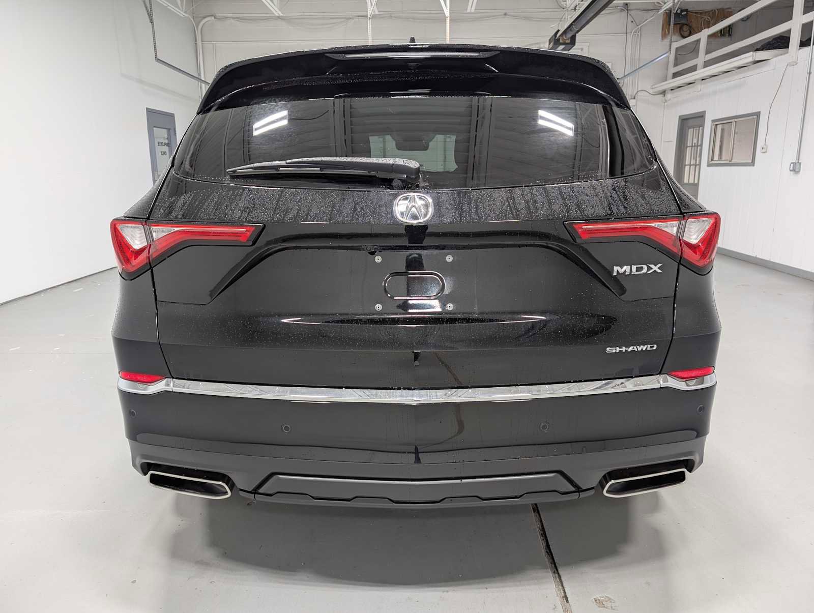 Certified 2023 Acura MDX SH-AWD w/ Technology Package image 9