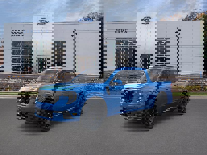 New 2025 Ford Maverick Lobo