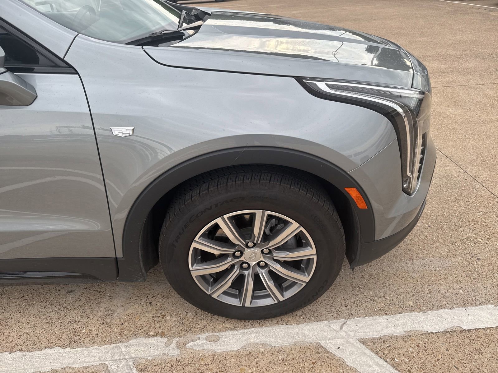 Used 2023 Cadillac XT4 Sport FWD image 4