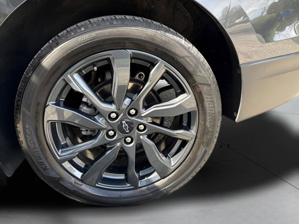 Used 2023 Chevrolet Equinox RS AWD/4WD image 8