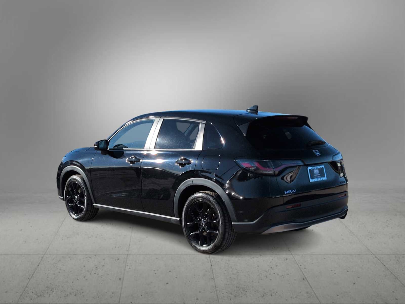 Used 2023 Honda HR-V Sport image 6