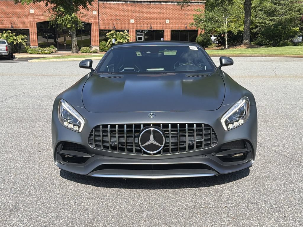 Used 2018 Mercedes-Benz AMG GT Roadster image 3