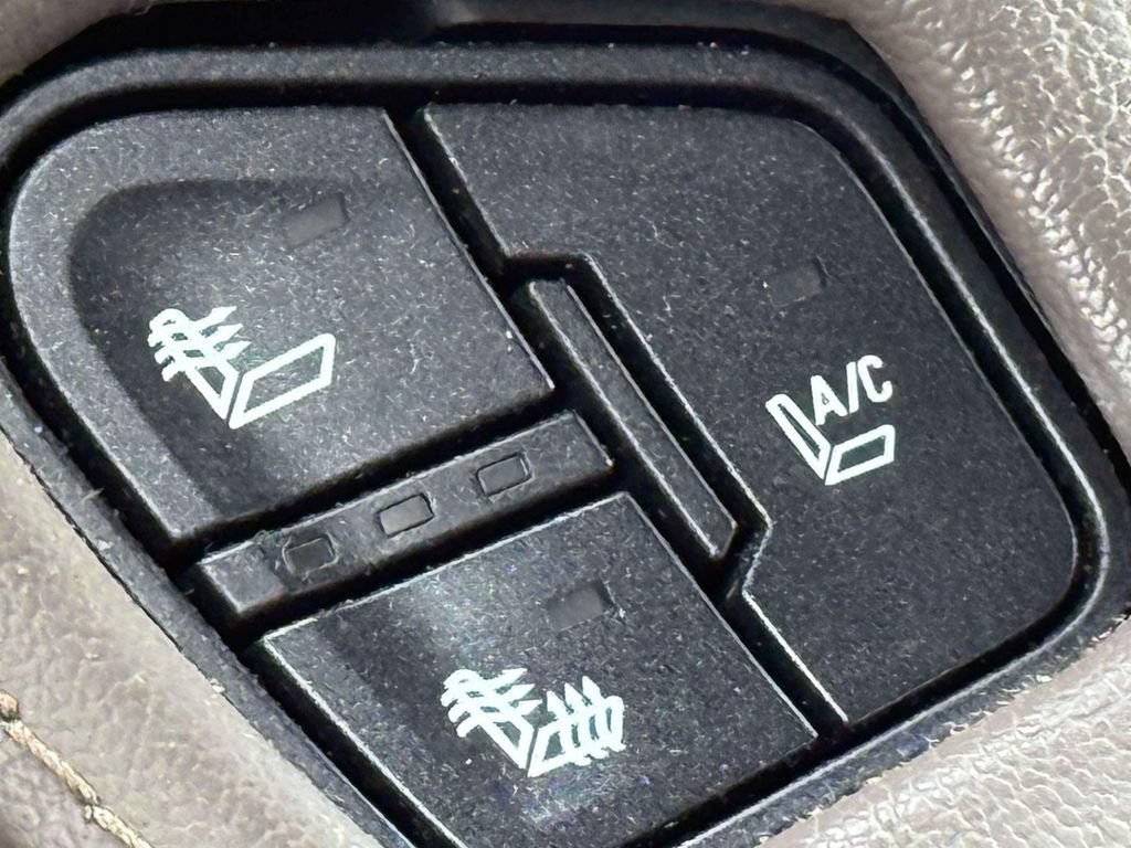 Used 2016 GMC Yukon Denali AWD/4WD image 25
