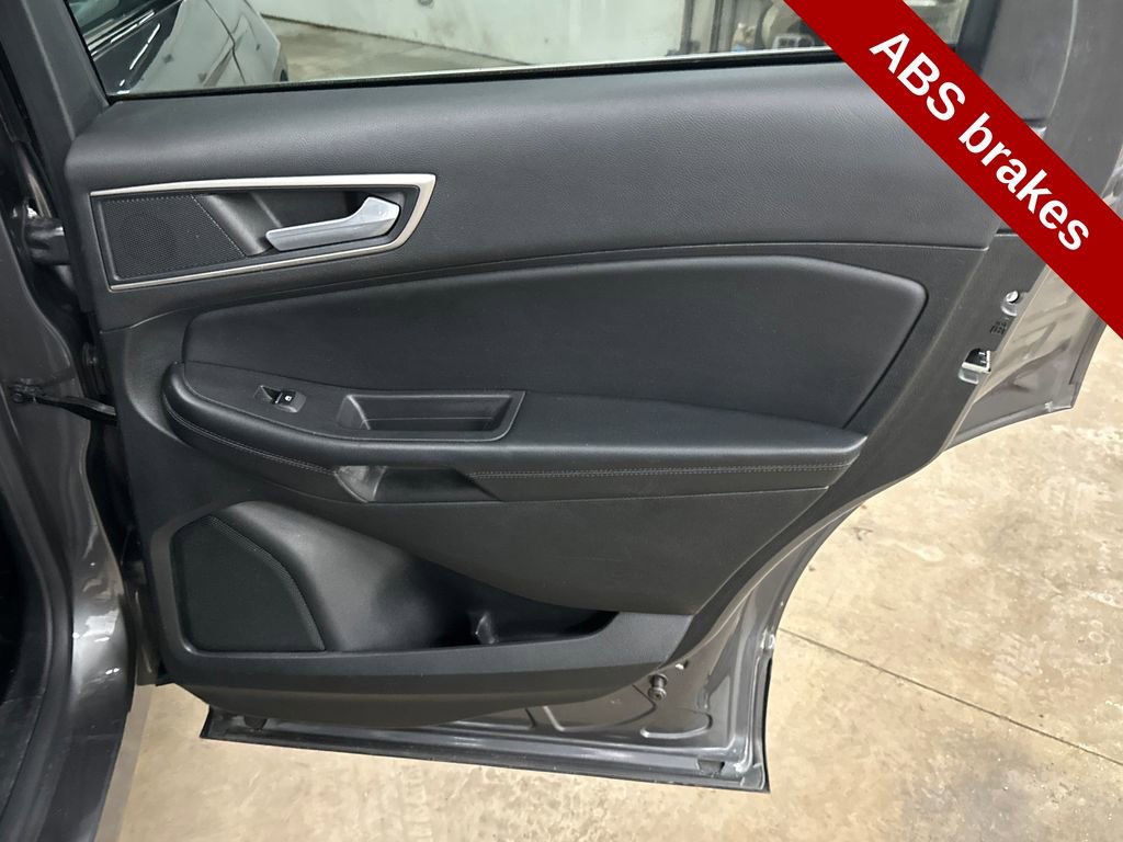 Used 2023 Ford Edge SEL image 43
