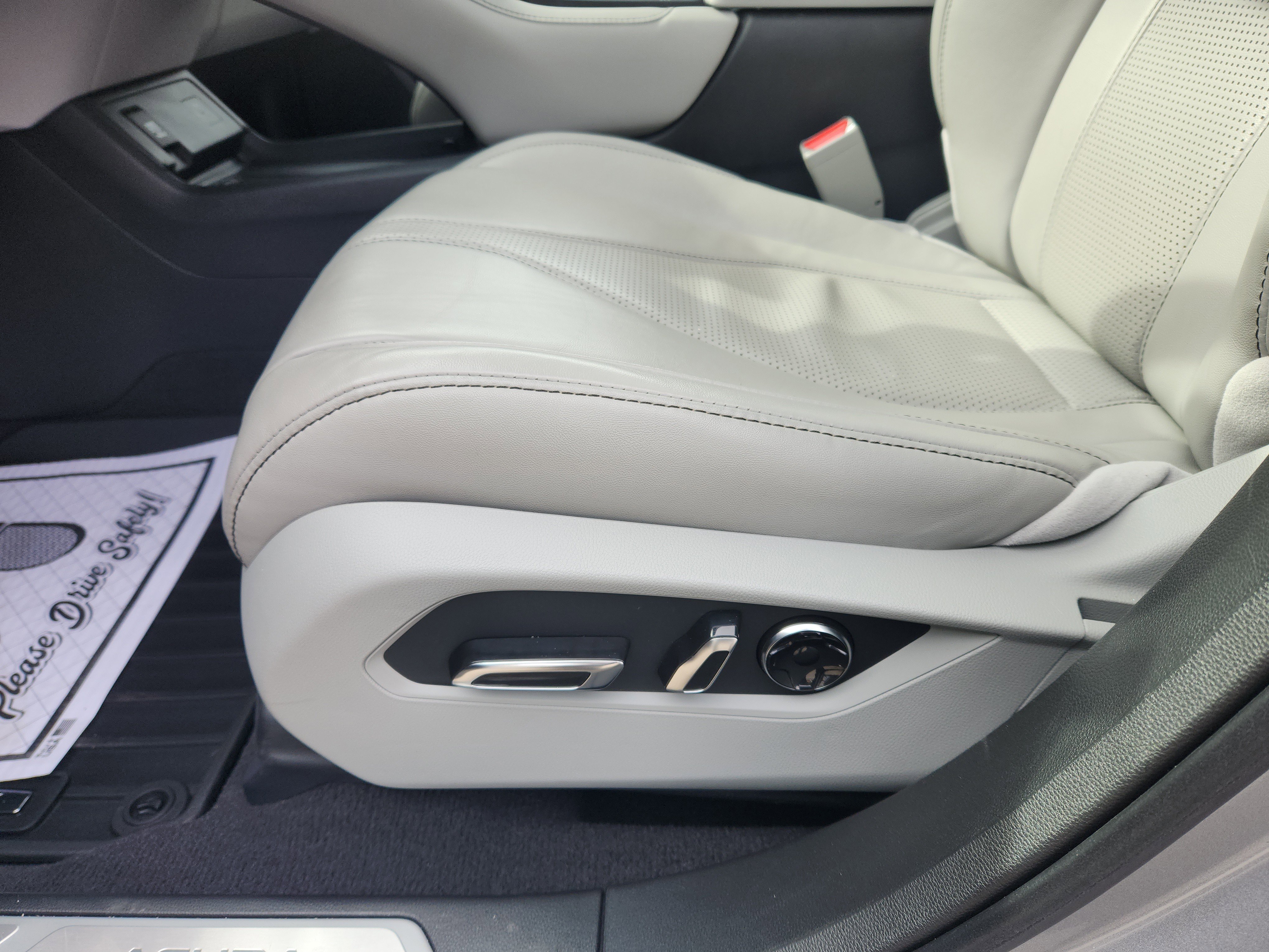 Used 2023 Acura RDX FWD w/ Technology Package image 16