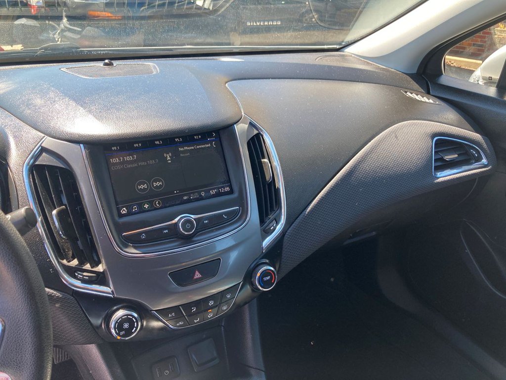 Used 2019 Chevrolet Cruze LS w/ LS Fleet Convenience Package FWD image 9