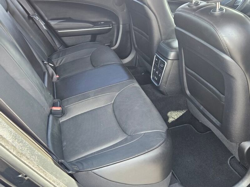 Used 2022 Chrysler 300 Touring L w/ Popular Equipment Group image 12