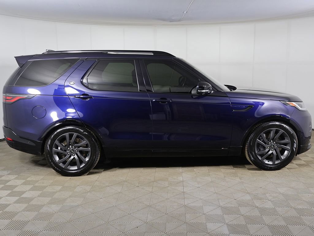 Used 2021 Land Rover Discovery S R-Dynamic image 17