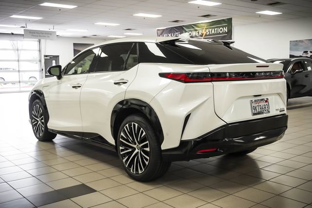 Certified 2023 Lexus RZ 450e Premium w/ Technology Package AWD/4WD image 8