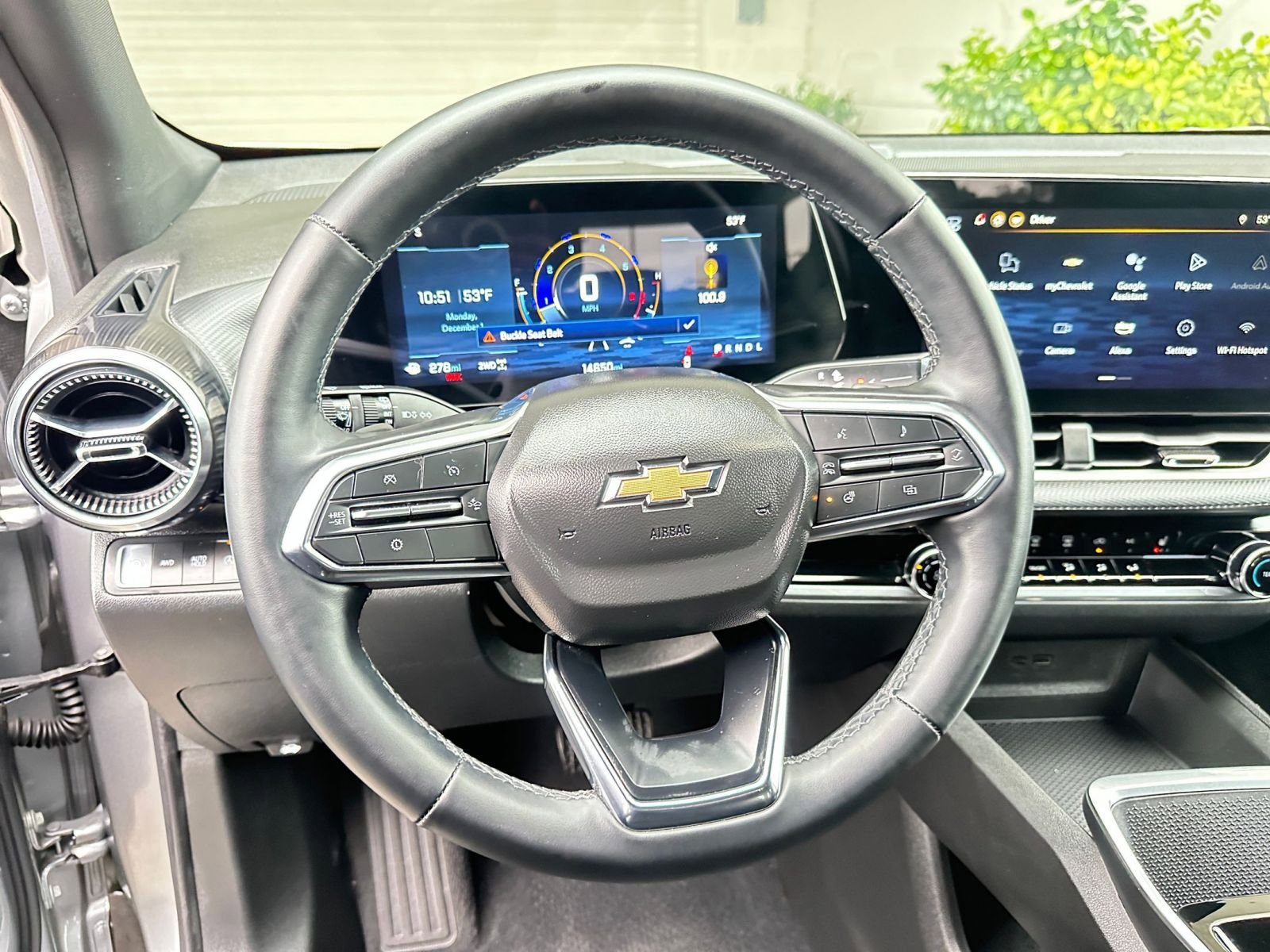 Used 2025 Chevrolet Equinox LT image 29