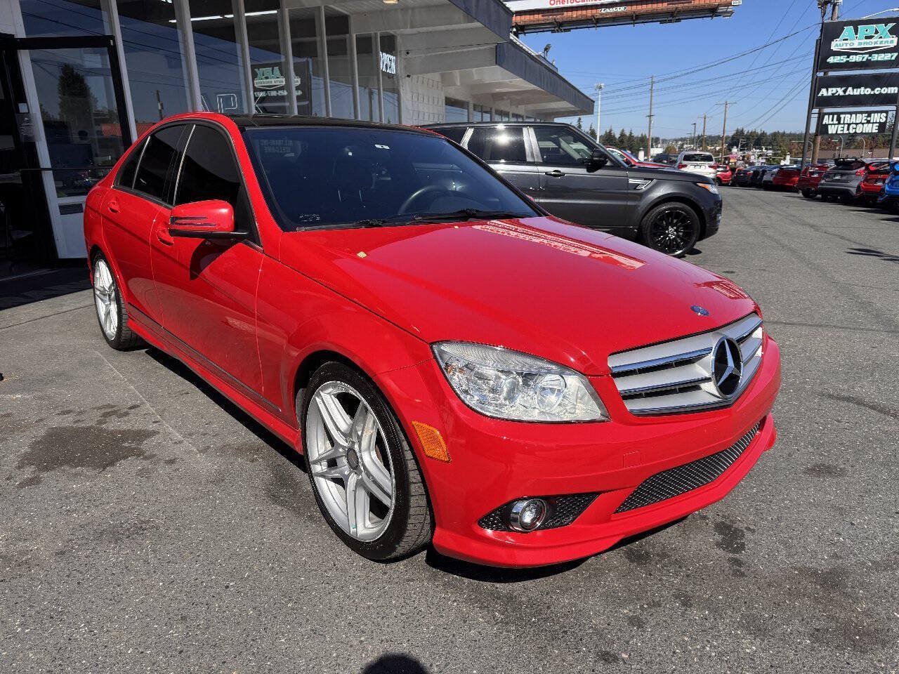 Used 2010 Mercedes-Benz C 300 Sedan image 9