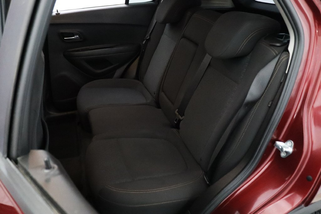 Used 2017 Chevrolet Trax LS AWD/4WD image 13