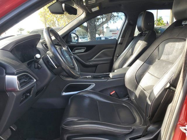 Used 2019 Jaguar F-PACE S image 13