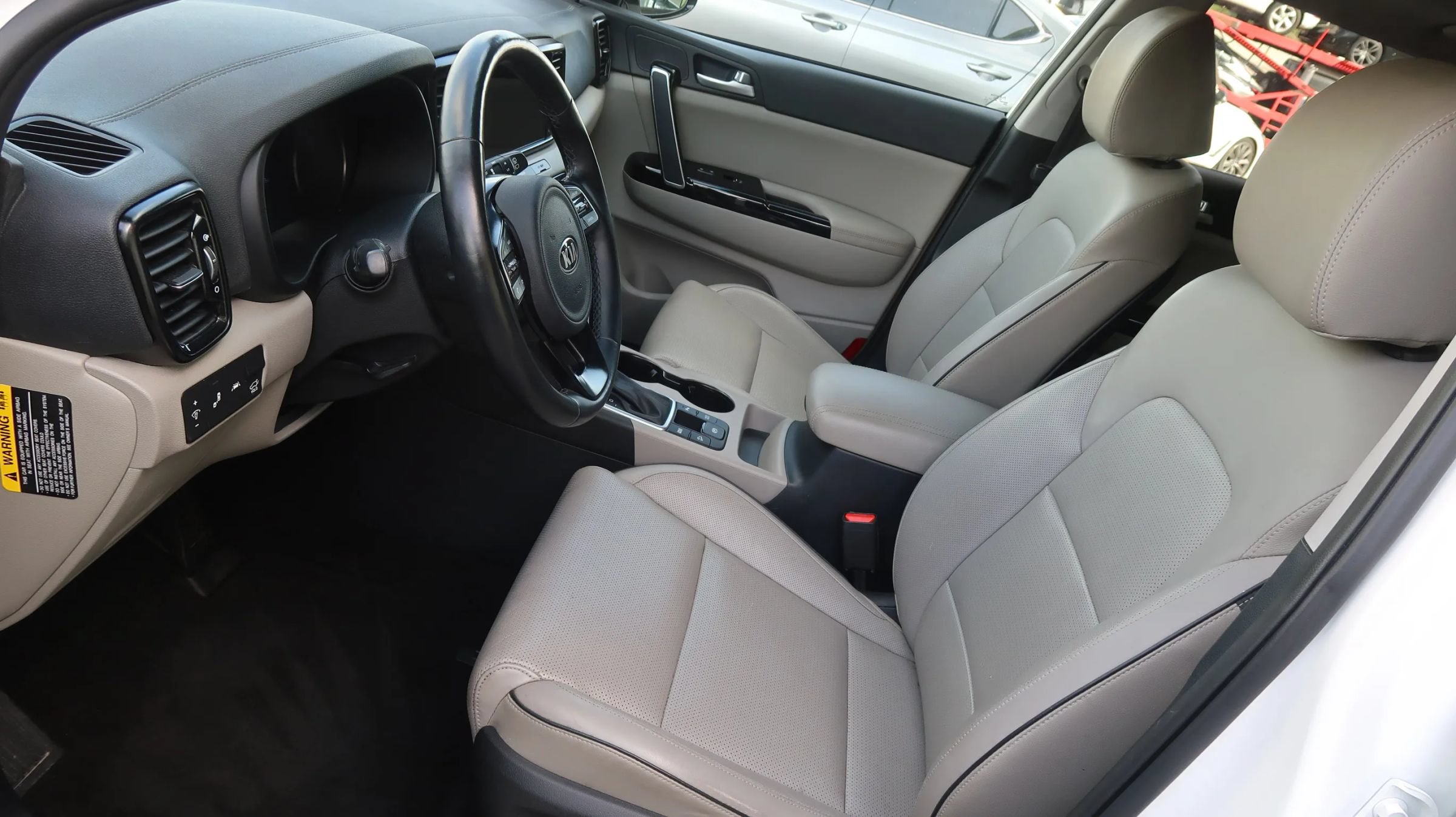 Used 2020 Kia Sportage EX w/ Option Group 15 FWD image 17