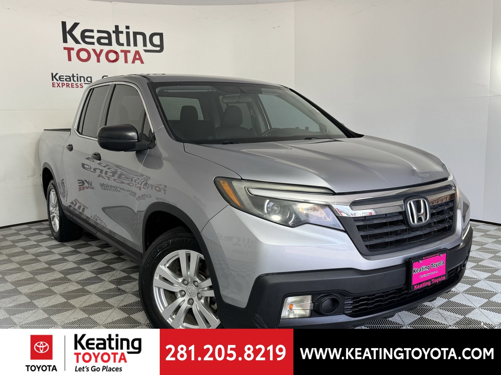 Used 2019 Honda Ridgeline RT image 2
