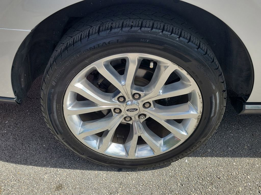 Used 2018 Ford Expedition Limited w/ Equipment Group 302A image 11