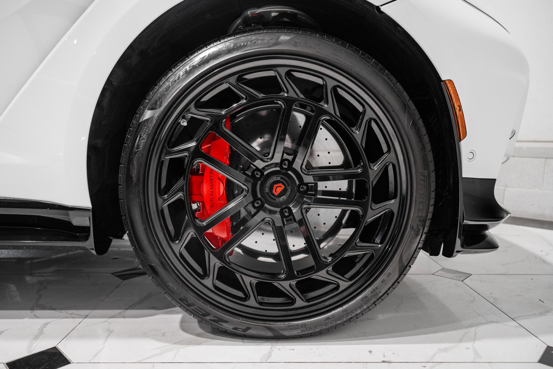 New 2026 Aston Martin DBX 707 image 52