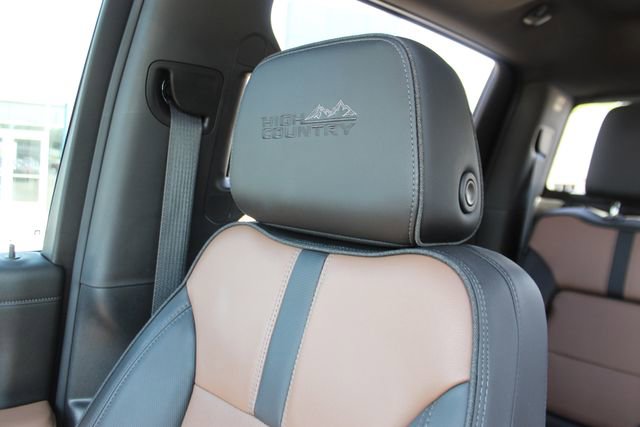 Used 2022 Chevrolet Silverado 1500 High Country w/ Safety Package II AWD/4WD image 31