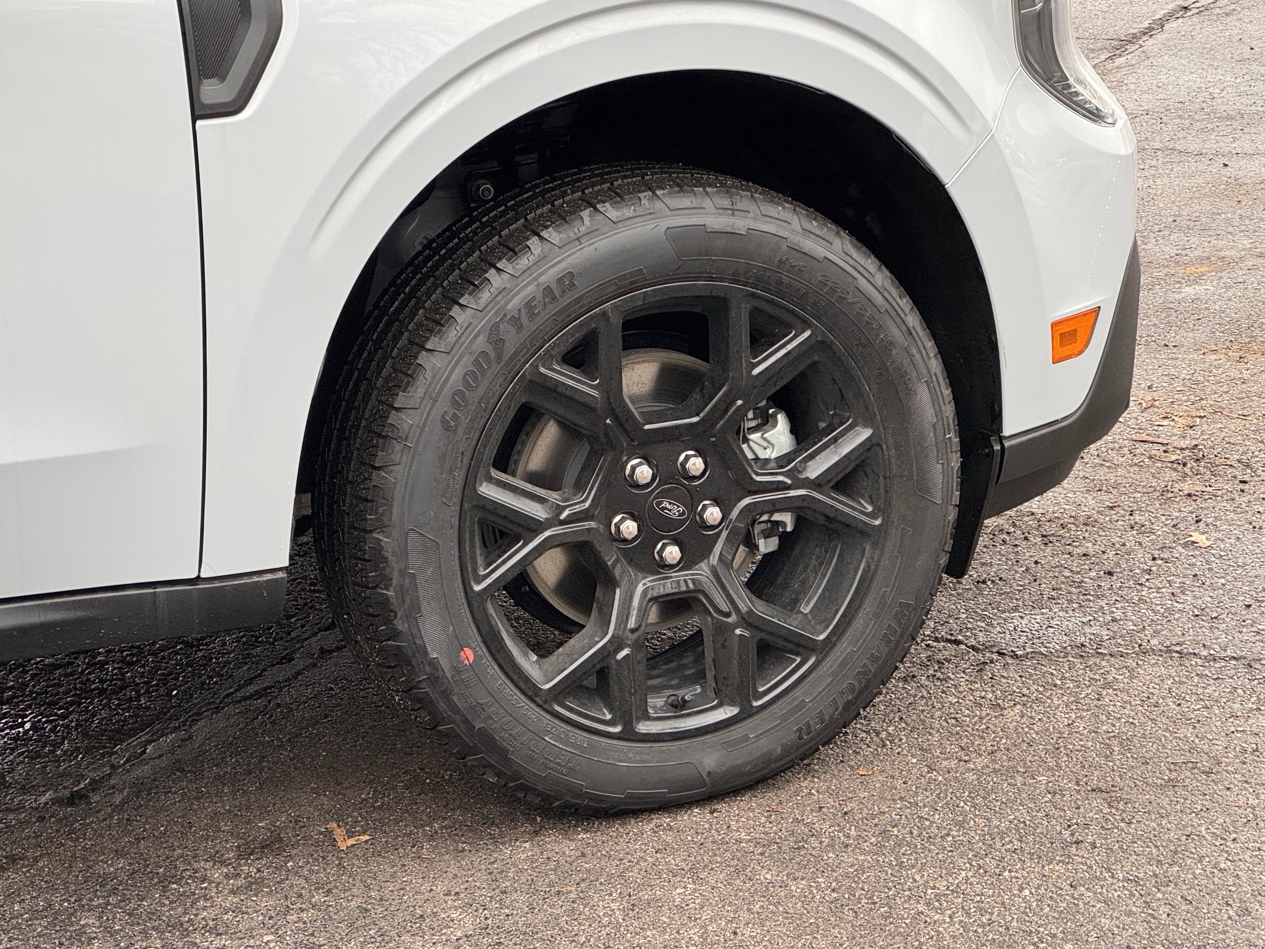 New 2025 Ford Maverick XLT w/ Black Appearance Package image 7