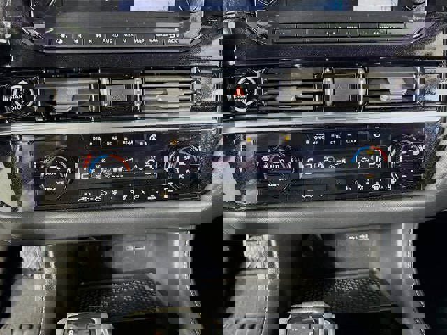 Certified 2023 Nissan Pathfinder SL image 14