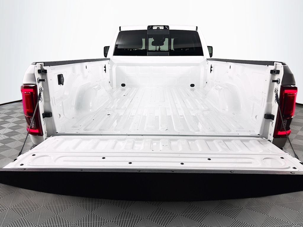 Used 2025 RAM 3500 Longhorn w/ Towing Technology Group AWD/4WD image 27