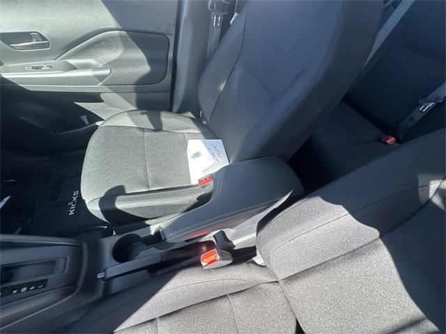 New 2025 Nissan Kicks Play S image 20