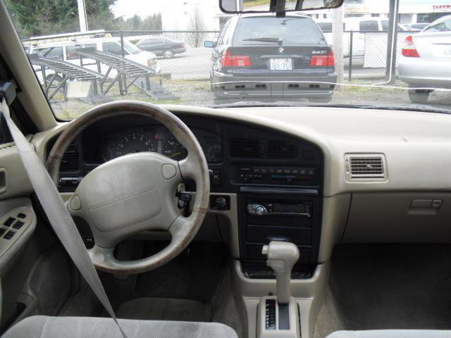Used 1993 Subaru Legacy LS AWD/4WD image 16