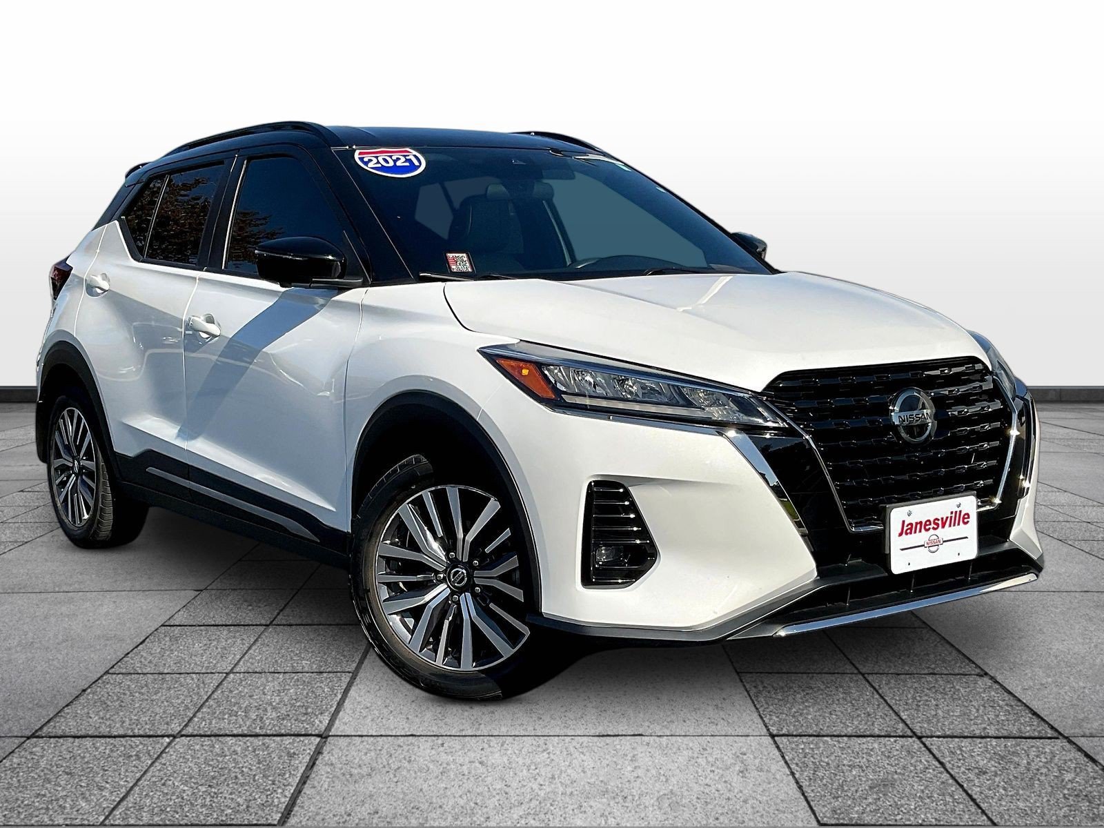 Certified 2021 Nissan Kicks SR w/ SR Premium Package