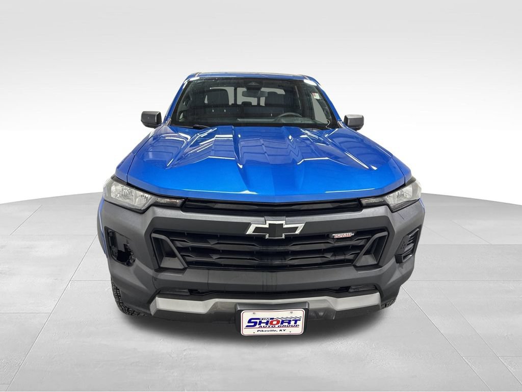 Used 2024 Chevrolet Colorado Trail Boss w/ Advanced Trailering Package AWD/4WD video 2