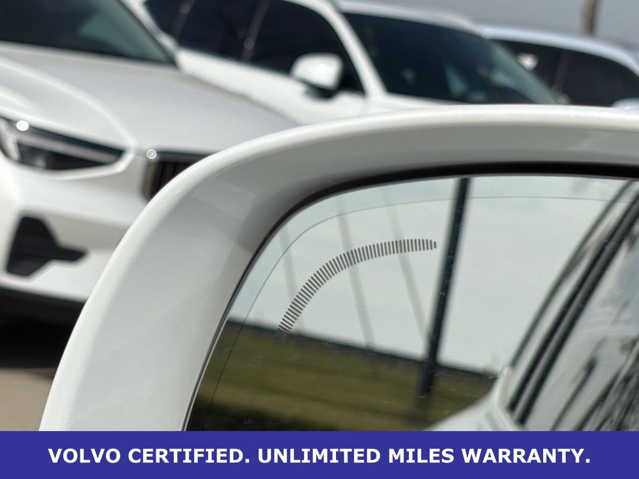 Certified 2025 Volvo XC90 B6 Plus image 12