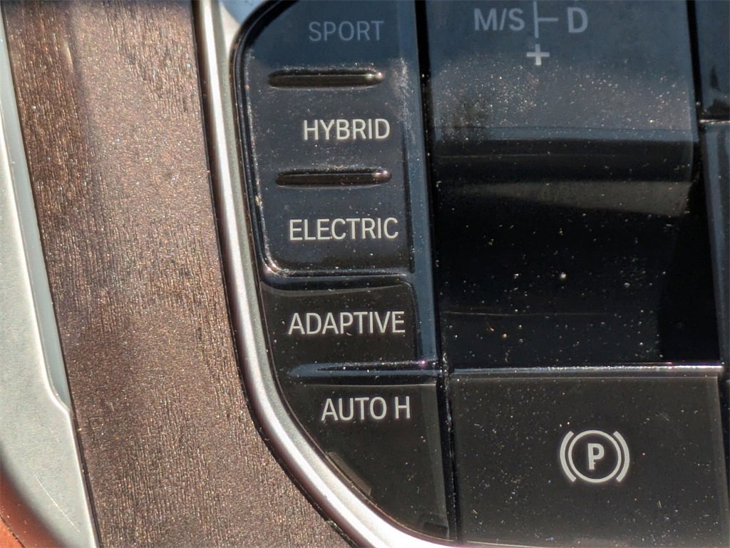 Used 2023 BMW X5 xDrive45e w/ Executive Package image 28