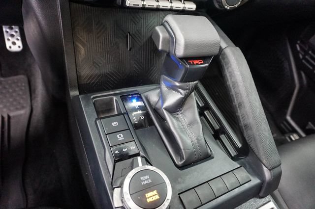 Used 2025 Toyota Tacoma TRD Sport AWD/4WD image 14