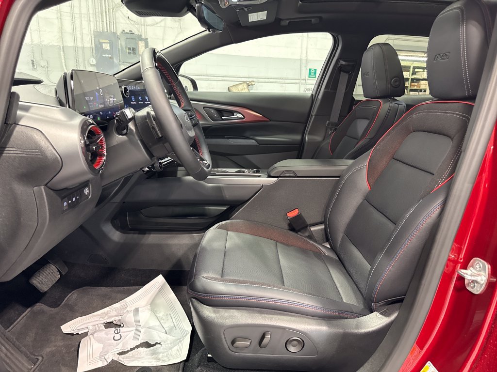 New 2025 Chevrolet Equinox EV RS w/ Active Safety Package 3 AWD/4WD image 24