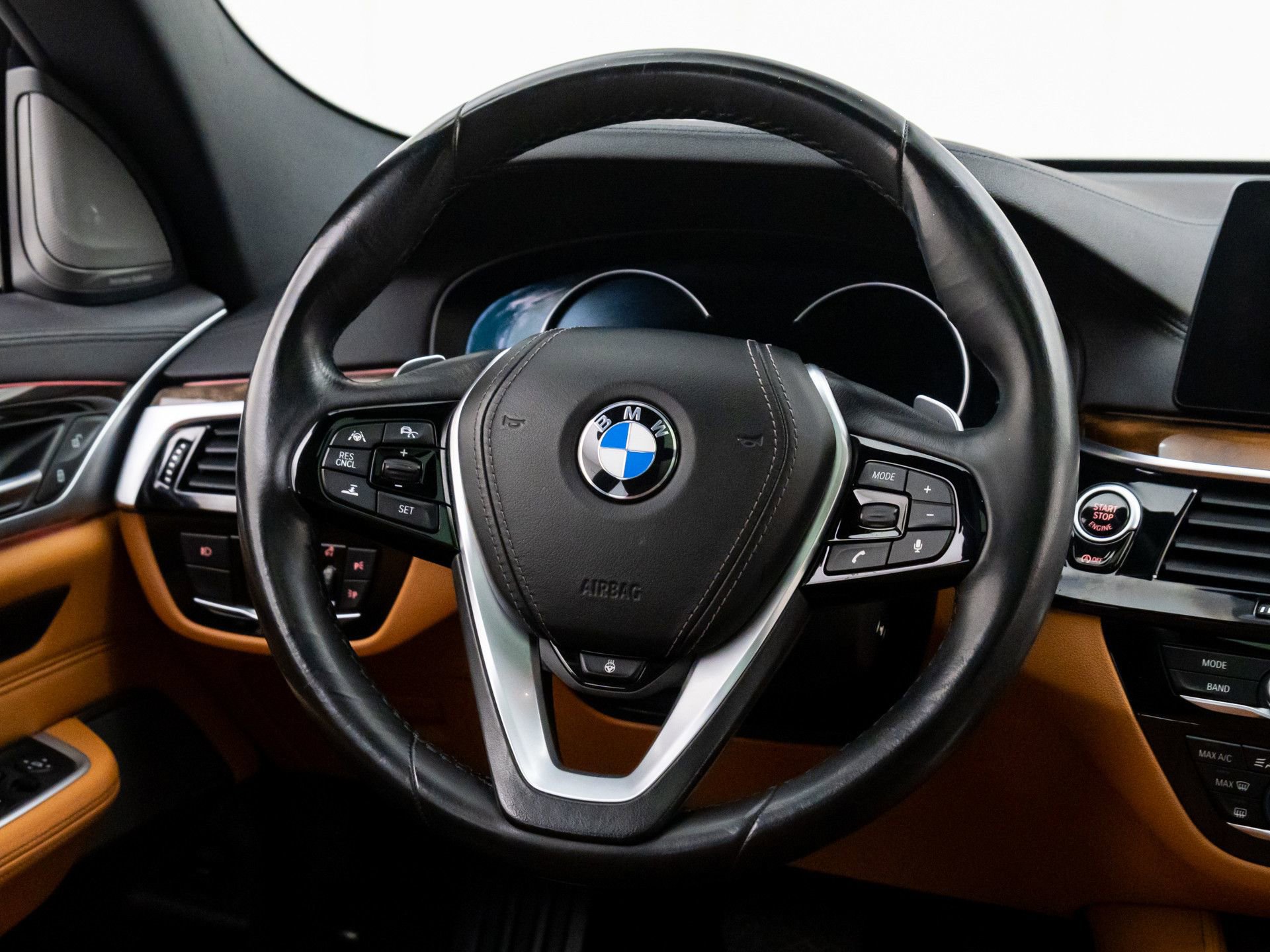 Used 2018 BMW 640i Gran Turismo xDrive image 11