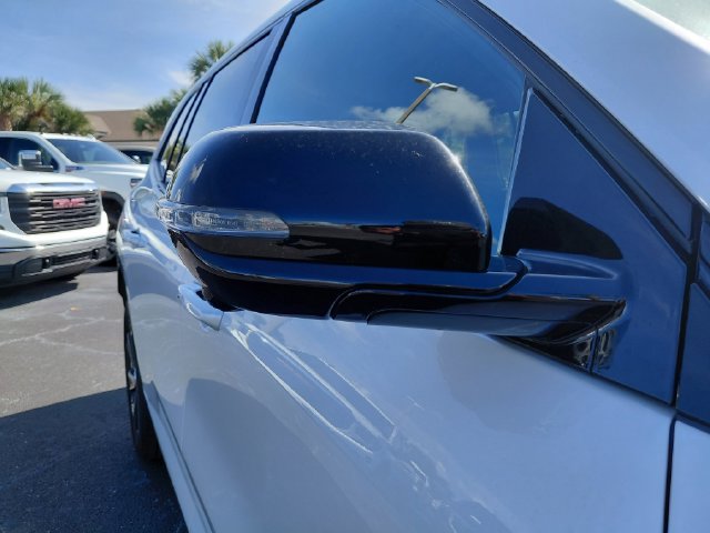 New 2025 Buick Enclave Sport Touring w/ Power Package FWD image 11